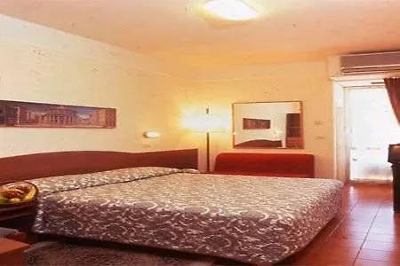 Wyndham Garden Florence Hotel